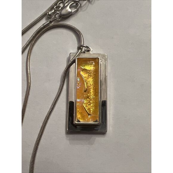 Yellow Swirl Resin Pendant & Matching Earrings w/20” Silver Chain Leaf Detail - Picture 7 of 9
